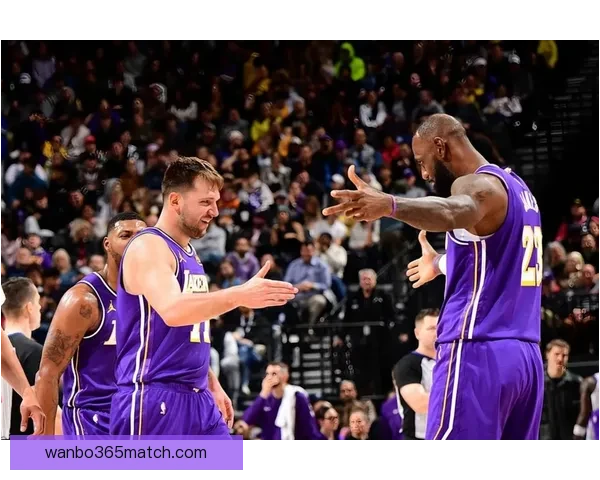 湖人对阵独行侠东契奇里夫斯斯马特缺阵 范德彪出战成疑