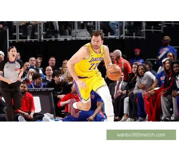 东契奇豪取32分7助攻末节低迷错失绝平球队连胜终结